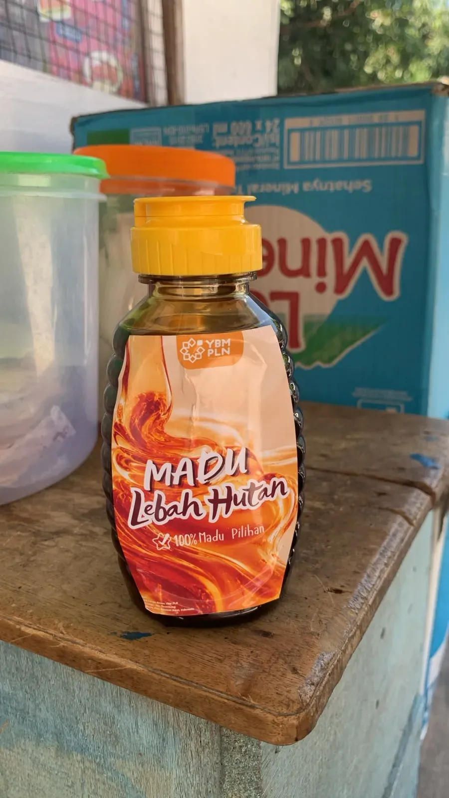 Madu Lebah Hitam